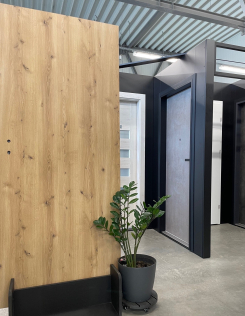 Tele beltéri ajtó kézműves tölgy színben